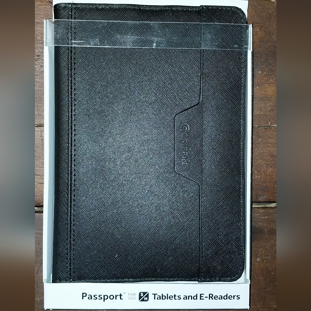 NWT Griffin Tablet Cover